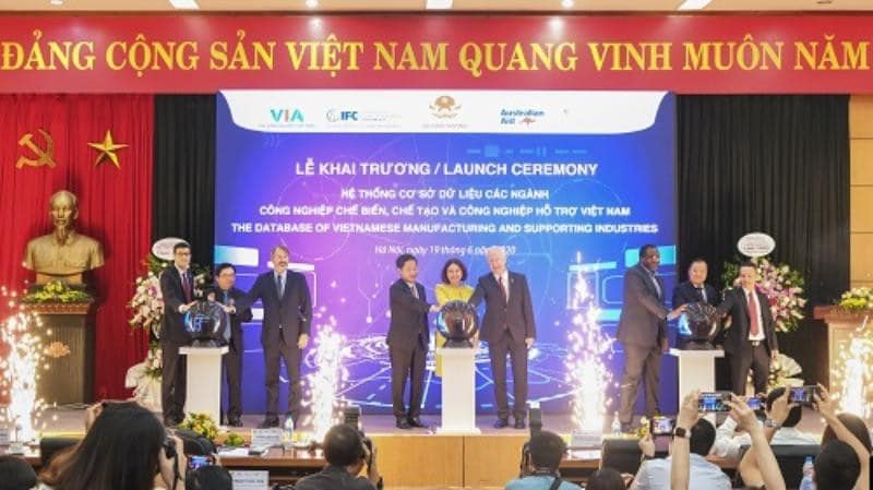 Khai trương hệ thống dữ liệu ngành công nghiệp hỗ trợ Việt Nam